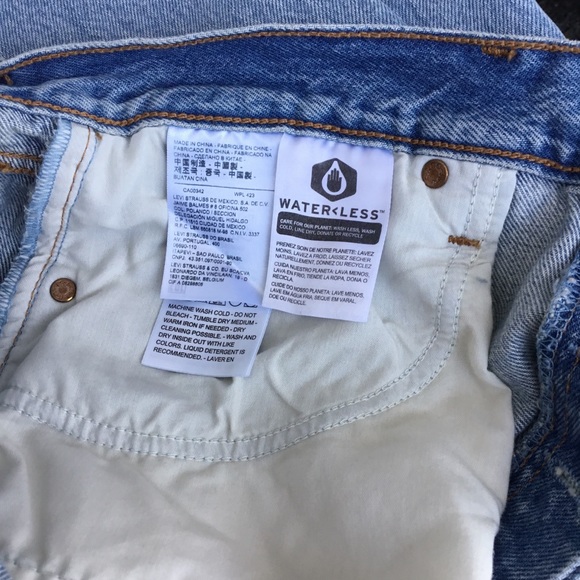 New Levi’s Premium Wedgie High Rise tapered jeans - Picture 8 of 8